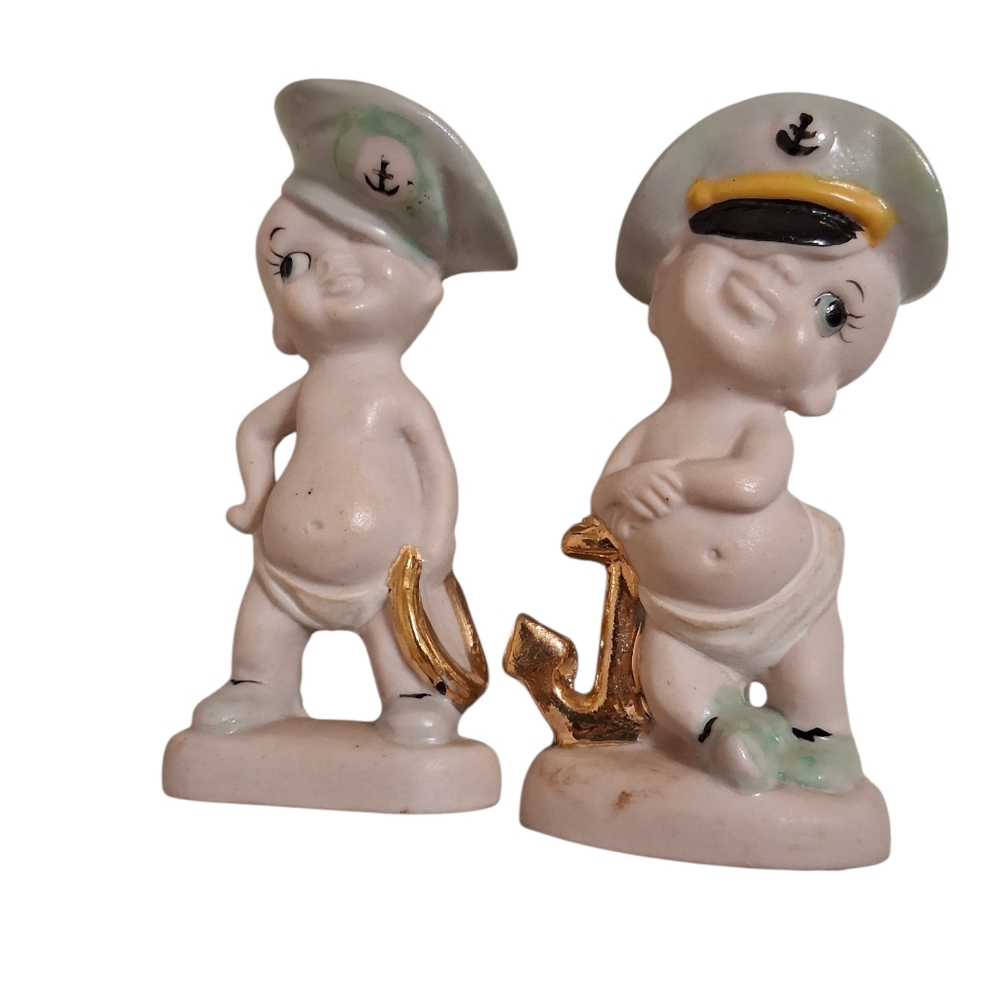 RARE VINTAGE CERAMIC PINK SAILOR BABIES SALT & PEPPER SHAKER SET 🩷⚓️